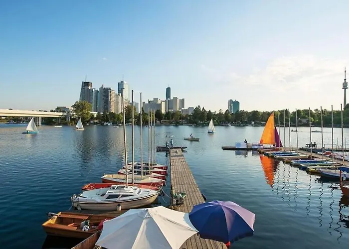 Schoenes Living Am Donauufer Appartement